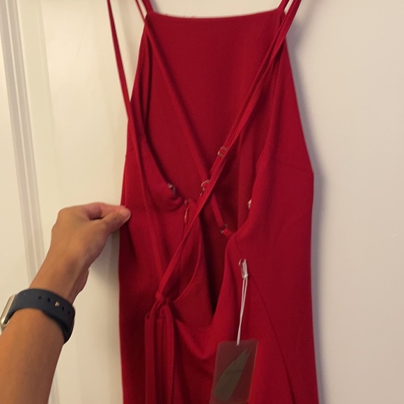 *NEW* Red Back Lace Up Formal Dress - Picture 2 of 3